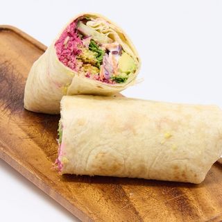 Wrap De Falafel Y Hummus De Remolacha