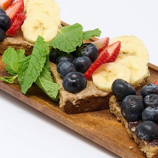 Tostada California Rainbow