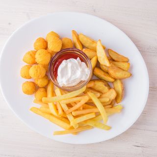 Plato De Nuggets De Pollo (8 Uds.)