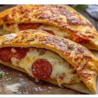 Calzone Carbonara