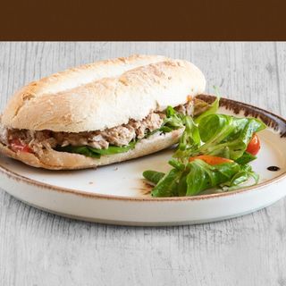 Llonguets Chicc Omelette