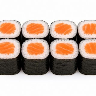 Maki De Salmón