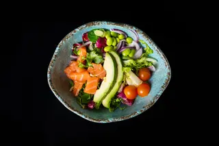 Ensalada De Salmón