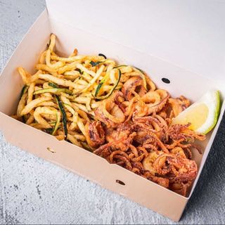 Calamares Fritos Y Calabacines