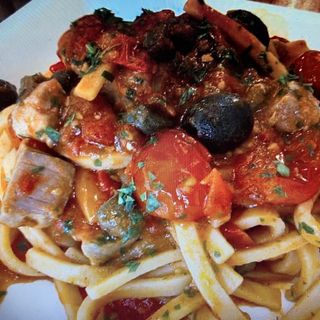 Scialatielli Con Salsa De Atún Fresco