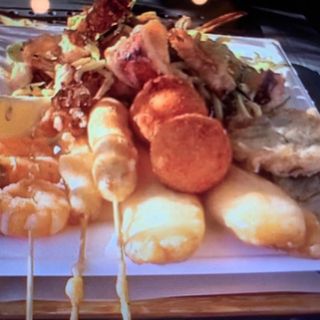 Pescado Mixto A La Parrilla Grande