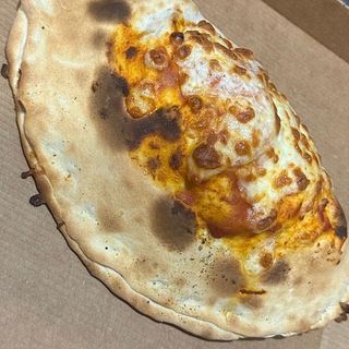 Pizza Calzones Barbacoa