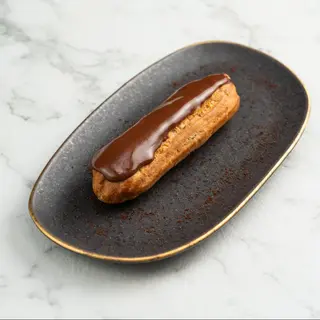 Eclair De Chocolate