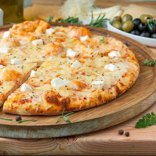Pizza Quattro Formaggi (30 Cm.)