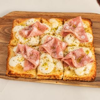 Focaccia De Mortadela