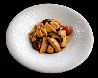 Pollo Con Bambú Y Setas