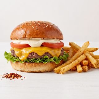 Hamburguesa Clásica + patatas fritas