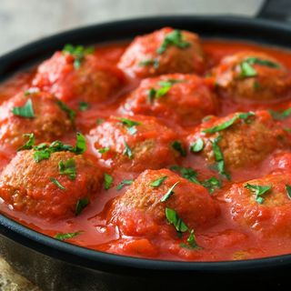 Albóndigas Con Tomate (4 Uds.)