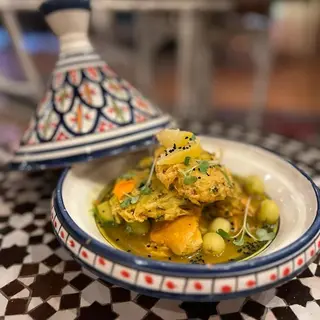 Tagine De Pollo En Su Salsa