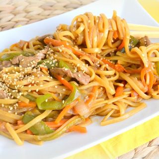 Tallarines Con Pollo