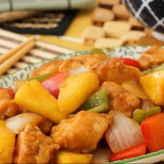 Pollo Con Piña