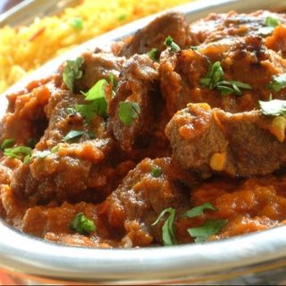 Ternera Con Salsa Curry De Tailandia