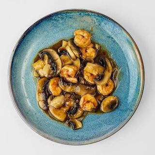 Gambas Con Champiñones