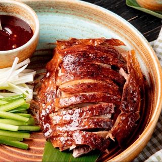 Pato Con Salsa Hai-Sing