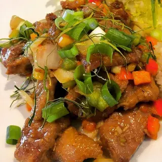 MU SAMUN PRAI (หมูสมุนไพร)