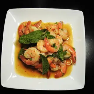 PHLA GOONG (พล่ากุ้ง)