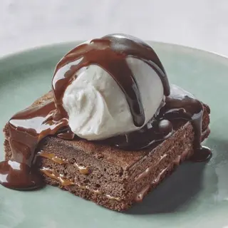 Brownie Con Helado