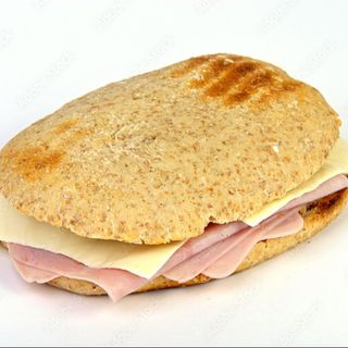Bocata De Jamón York Y Queso
