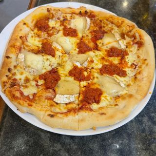 Pizza Mallorquina
