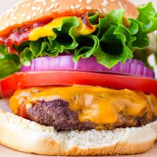 CLASSIC BEEF & CHEDDAR