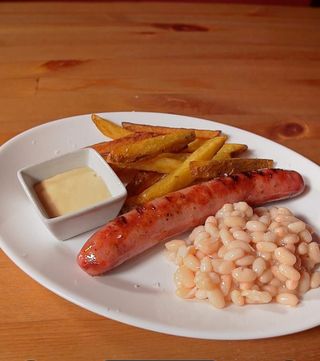 Botifarra Amb Mongetes De Sta Pau