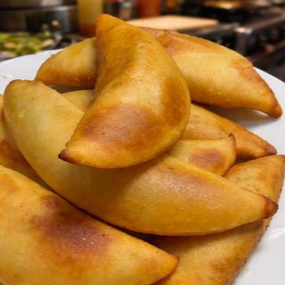 Empanada Molida Y Queso
