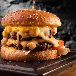 Hamburguesa De Queso De Cabra