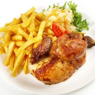 1 2 Pollo Al Ast Patatas + Ensalada + Arroz + Bebida
