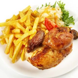 1 2 Pollo Al Ast + Ensalada + Arroz