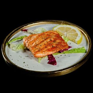 Salmón A La Plancha