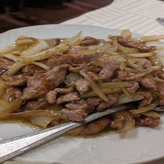 Ternera Con Cebollas
