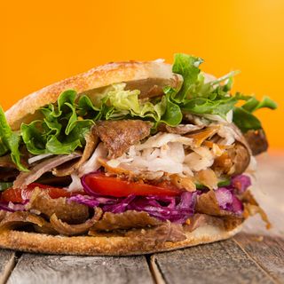 Doner Queso