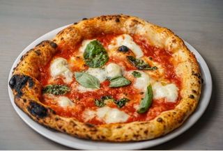 PIZZA NAPOLITANA