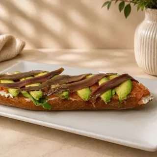 Aguacate, Salmón y Anchoa