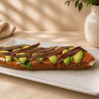 Aguacate, Salmón y Anchoa