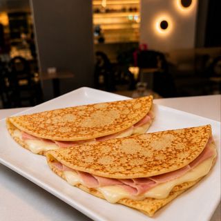 Crepe de Jamón y Queso