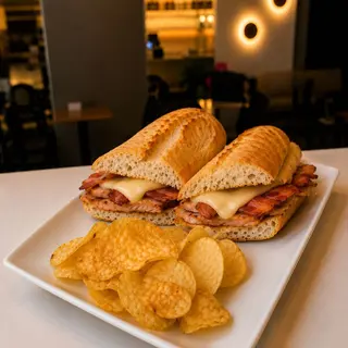 B. Lomo Bacon Queso