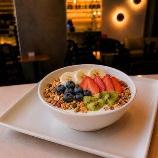 Yogur con Muesli y Frutas