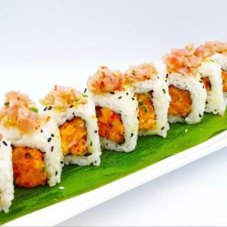Uramaki Spicy Salmón (1 Ud.)