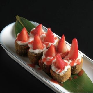 Maki Tempura De Fresa (8 Uds.)