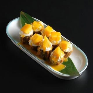 Maki Tempura De Mango (8 Uds.)