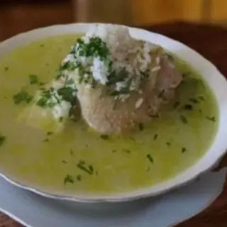 Caldo de gallina 