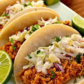 Taco De Pollo A La Plancha