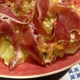 Huevos rotos con jamón 