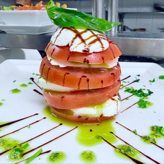 Mozzarella Caprese